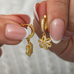 ​Gümüş Sallantılı Gold Çiçek Kadın Küpe - Thumbnail