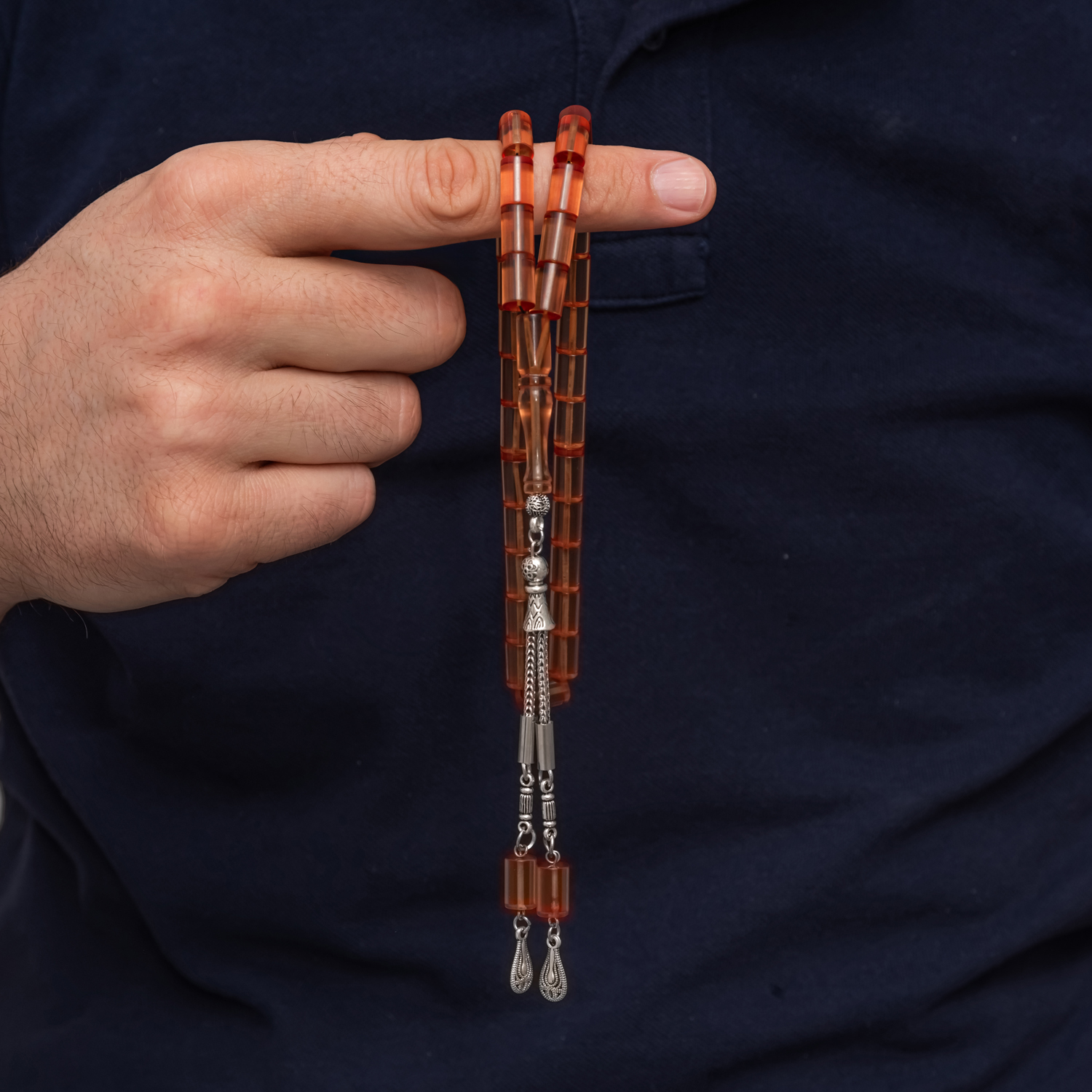 Kapsül Kesim Sıkma Kehribar Tesbih – Metal Püsküllü, 7 × 11 mm — Nes Altın — görsel 2